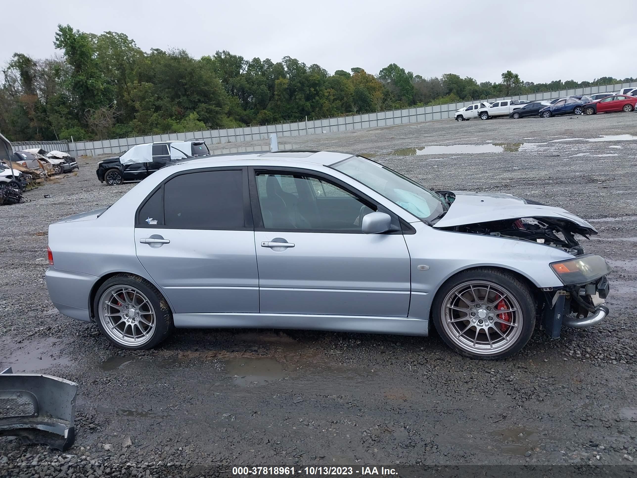 Photo 13 VIN: JA3AH86D75U053038 - MITSUBISHI LANCER EVOLUTION 