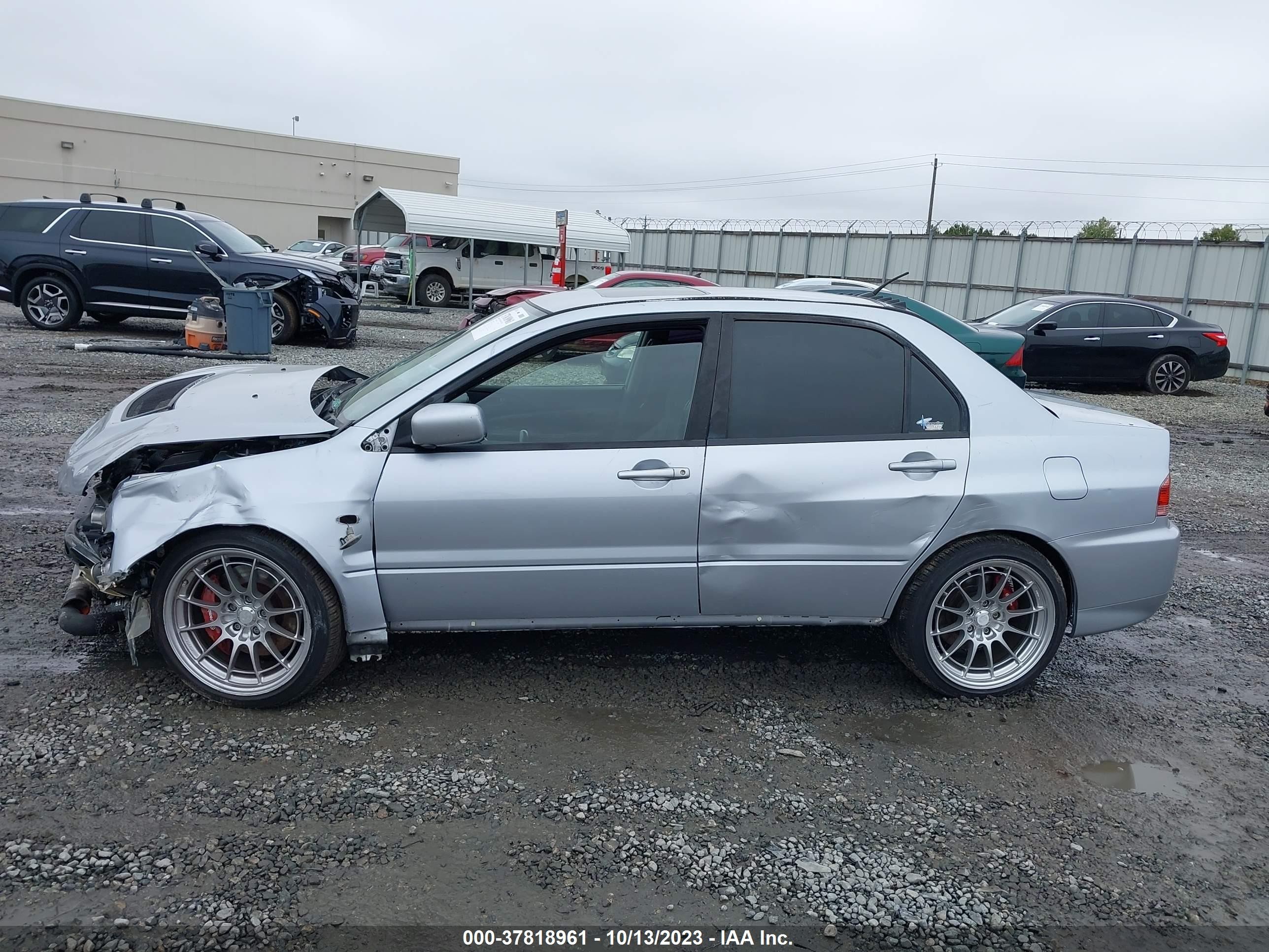 Photo 14 VIN: JA3AH86D75U053038 - MITSUBISHI LANCER EVOLUTION 