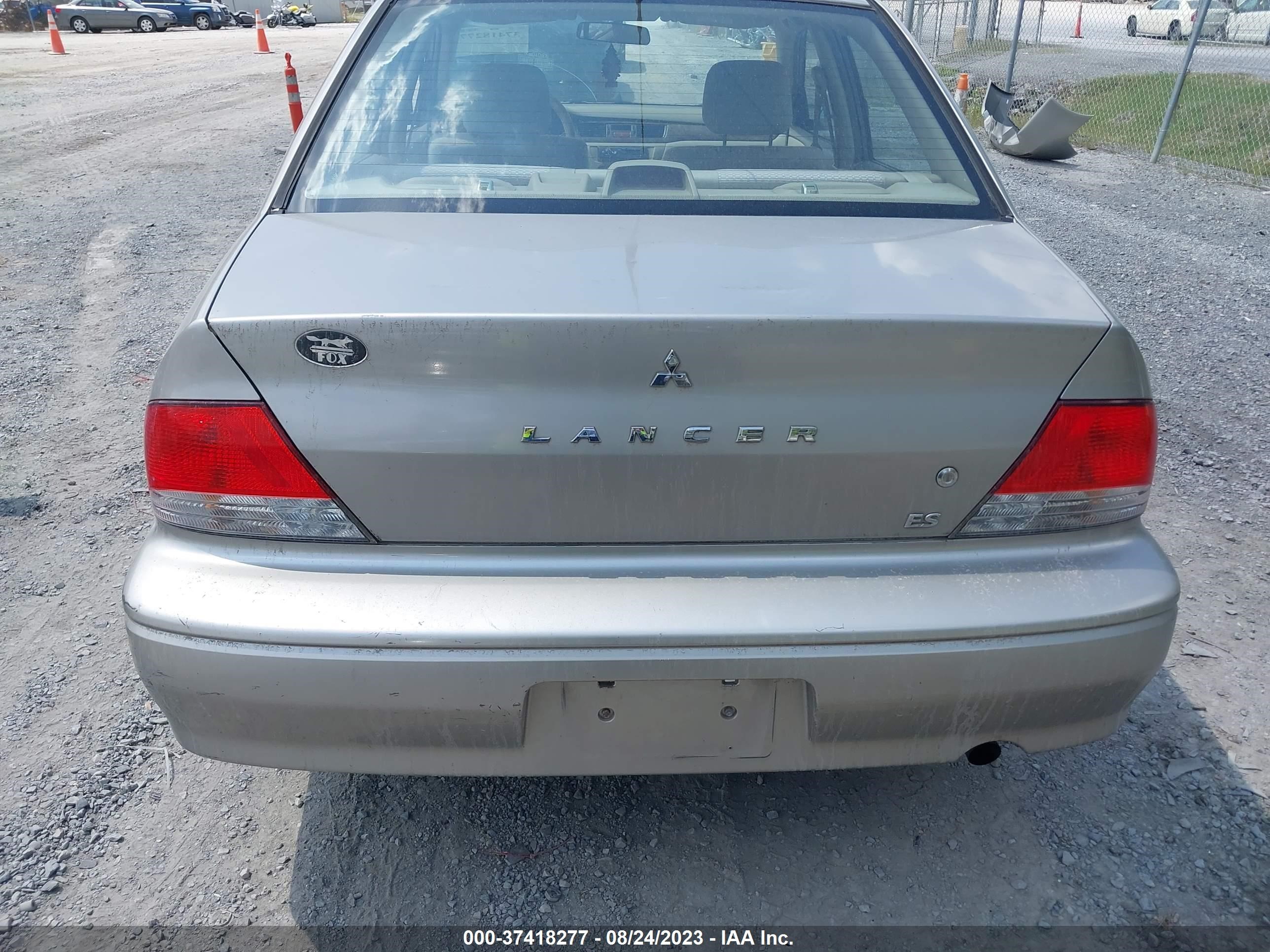 Photo 15 VIN: JA3AJ26E02U035423 - MITSUBISHI LANCER 