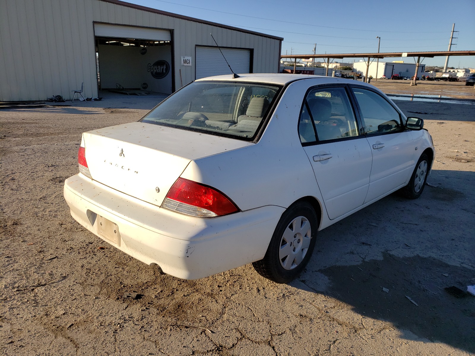 Photo 3 VIN: JA3AJ26E42U059174 - MITSUBISHI LANCER ES 