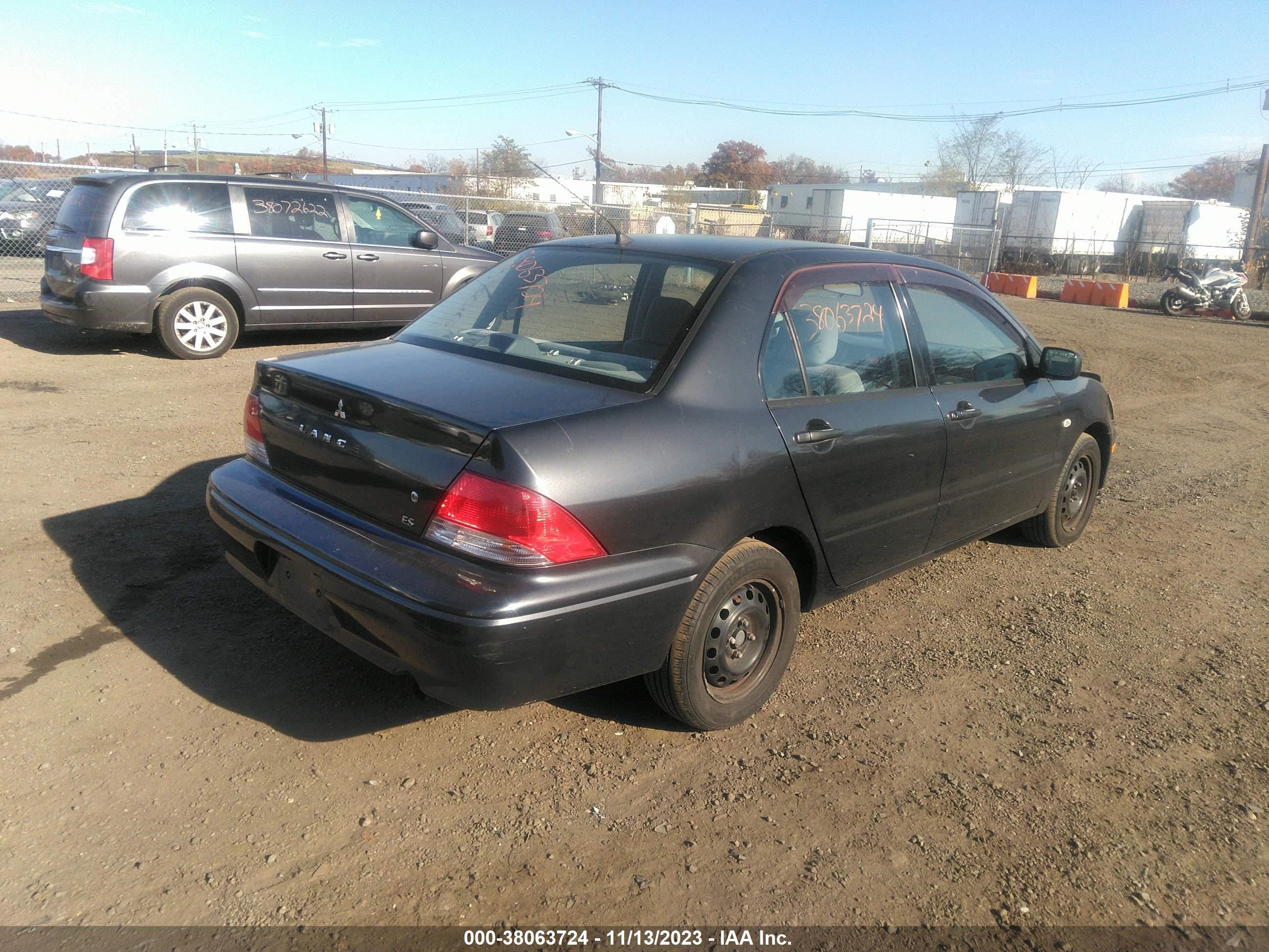 Photo 3 VIN: JA3AJ26E43U070855 - MITSUBISHI LANCER 