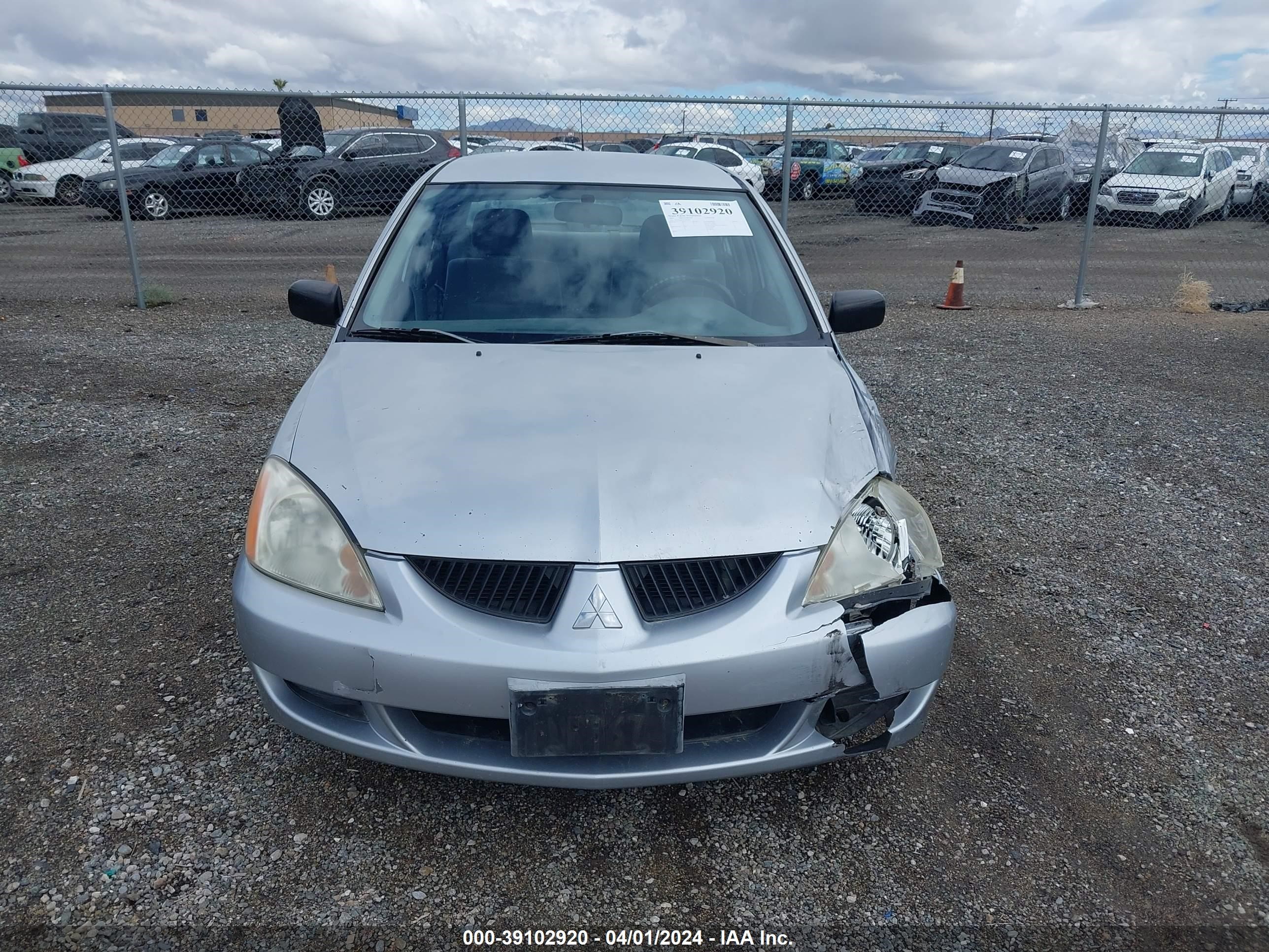 Photo 11 VIN: JA3AJ26E55U042016 - MITSUBISHI LANCER 