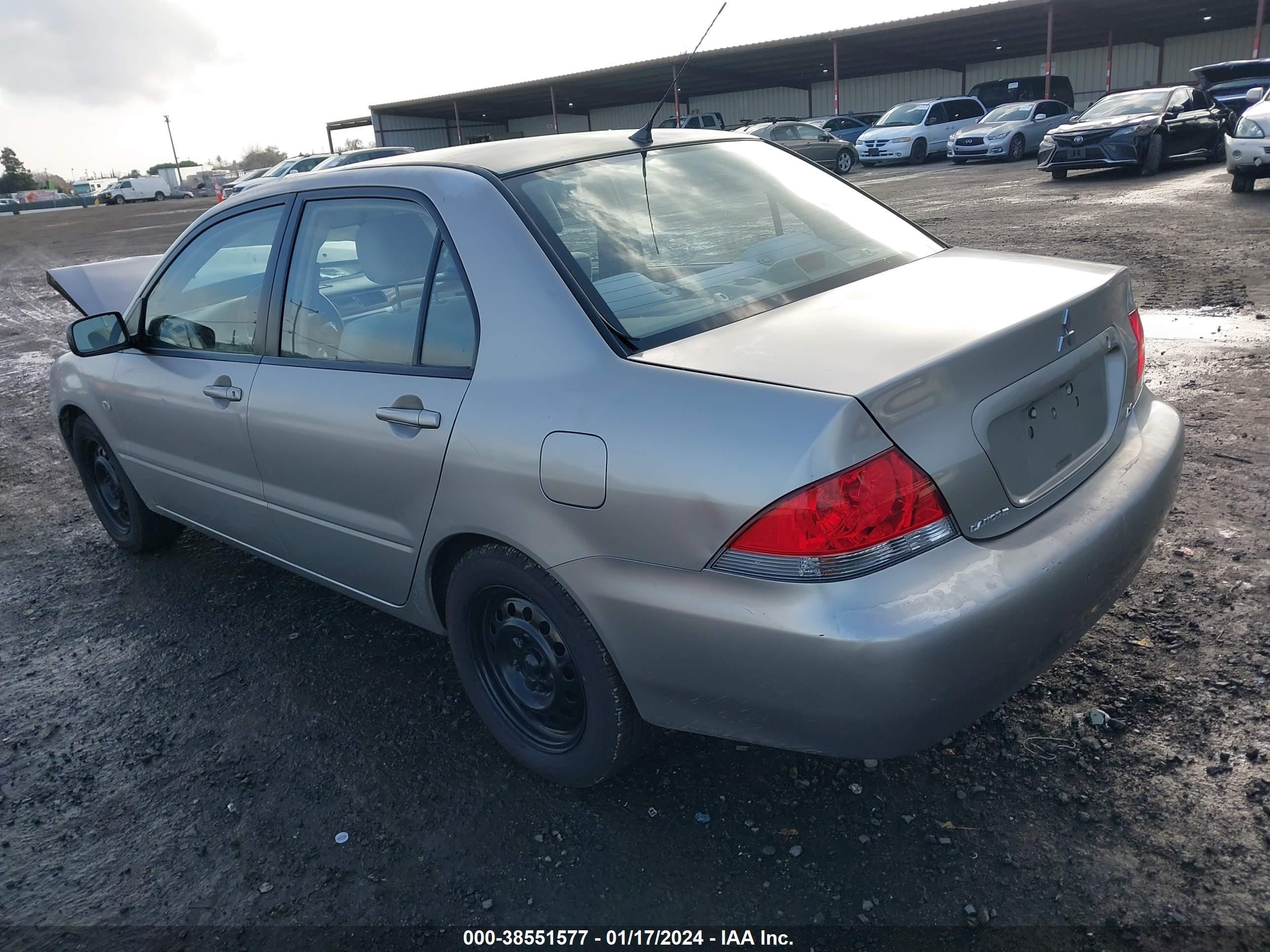 Photo 2 VIN: JA3AJ36E04U044082 - MITSUBISHI LANCER 