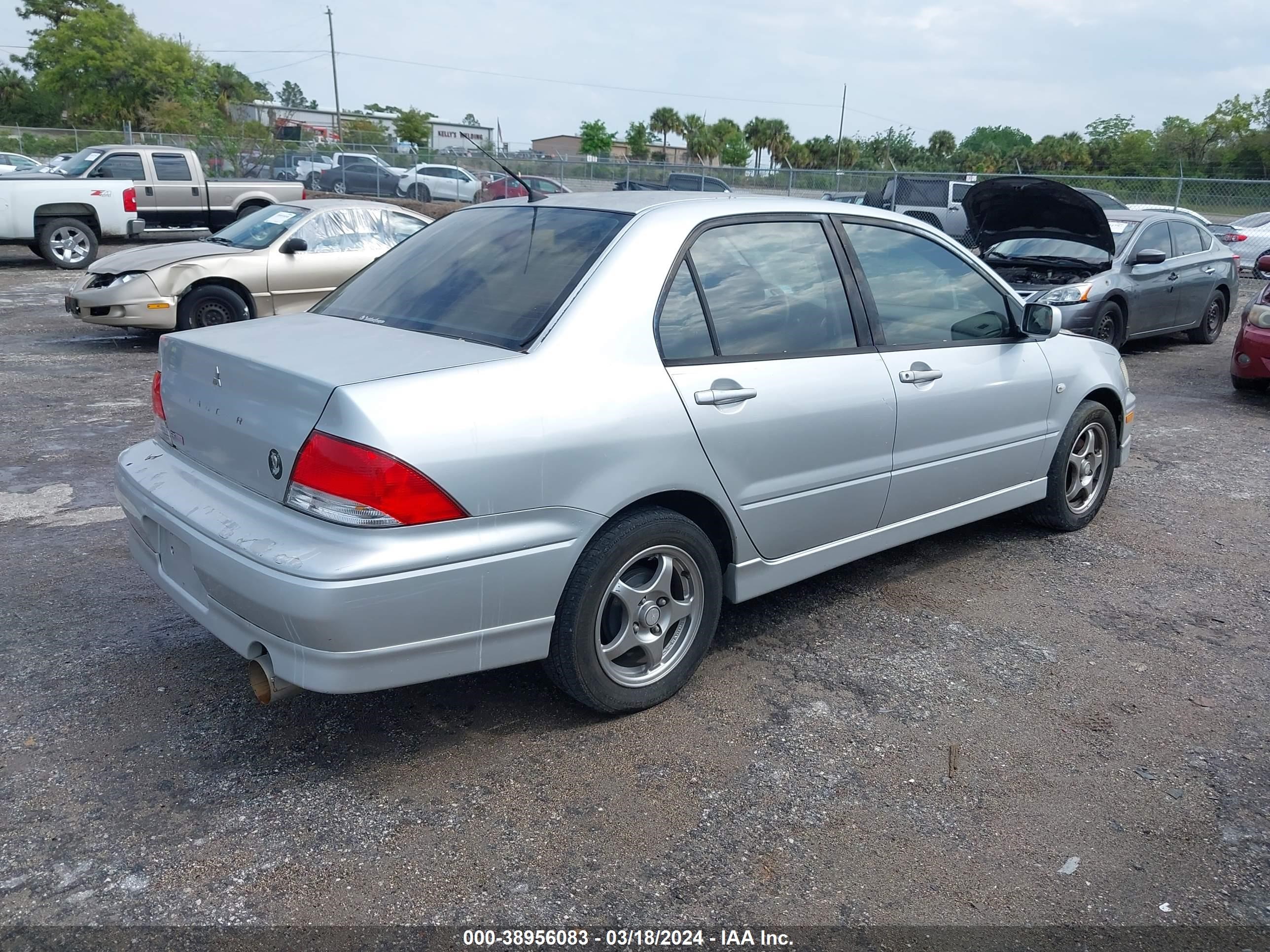 Photo 3 VIN: JA3AJ86E92U061456 - MITSUBISHI LANCER 