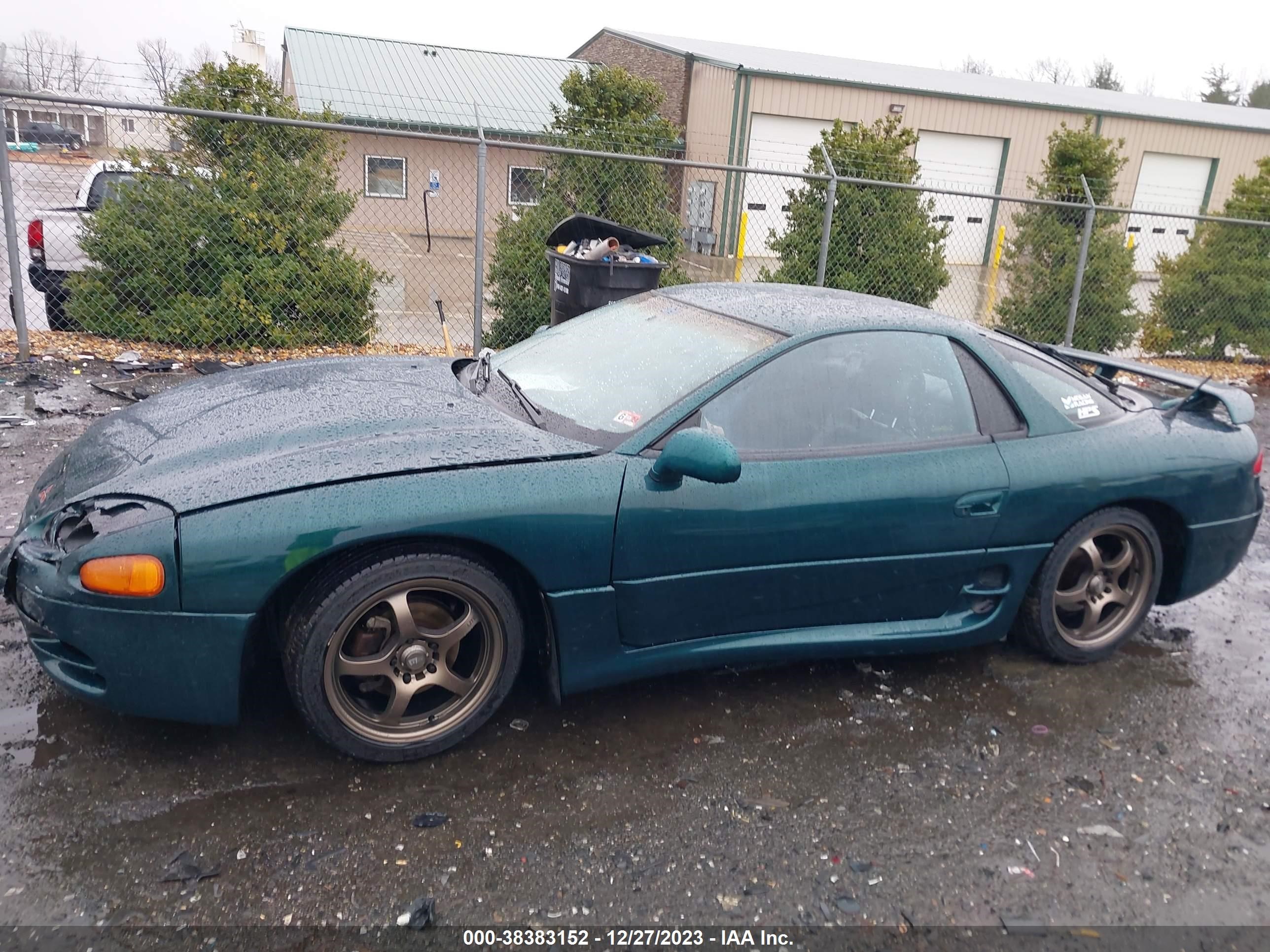 Photo 13 VIN: JA3AM84J1SY005284 - MITSUBISHI 3000 GT 