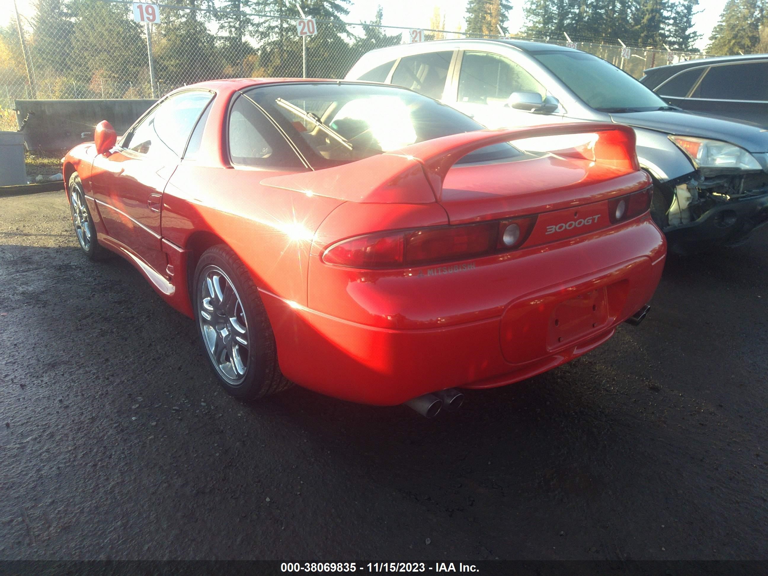 Photo 2 VIN: JA3AN74K4VY005090 - MITSUBISHI 3000 GT 