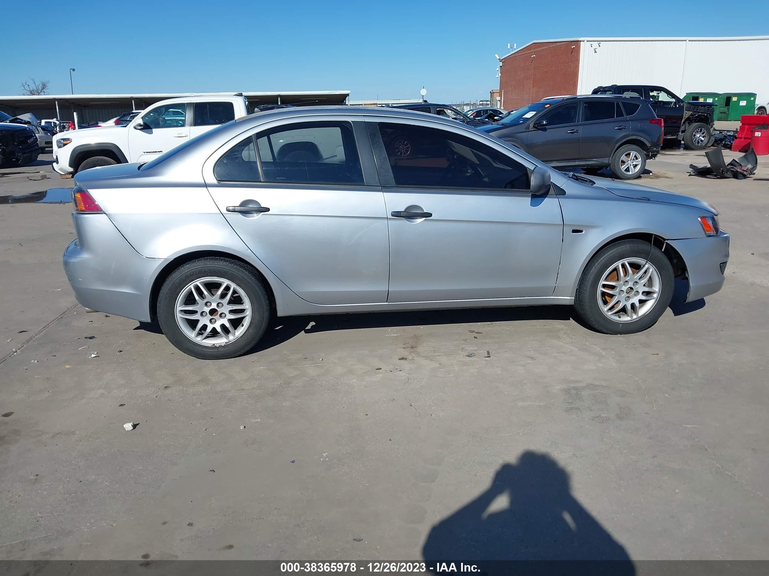 Photo 12 VIN: JA3AU16U08U036122 - MITSUBISHI LANCER 