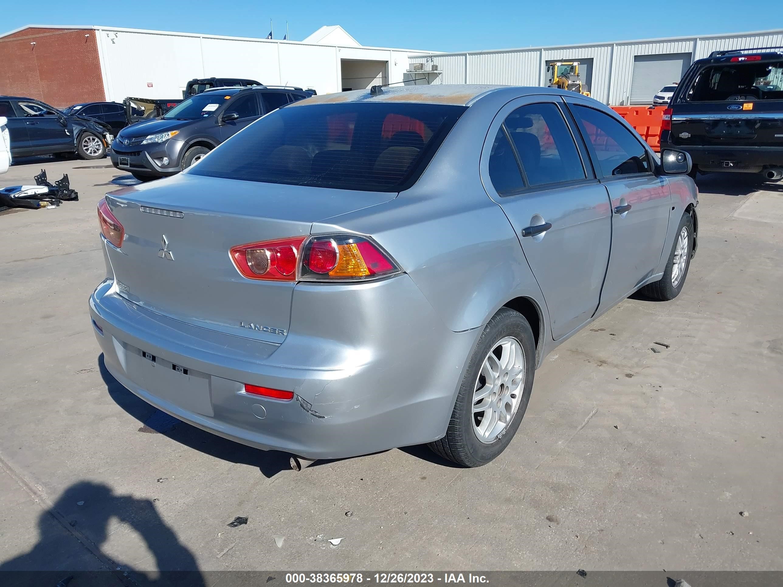 Photo 3 VIN: JA3AU16U08U036122 - MITSUBISHI LANCER 