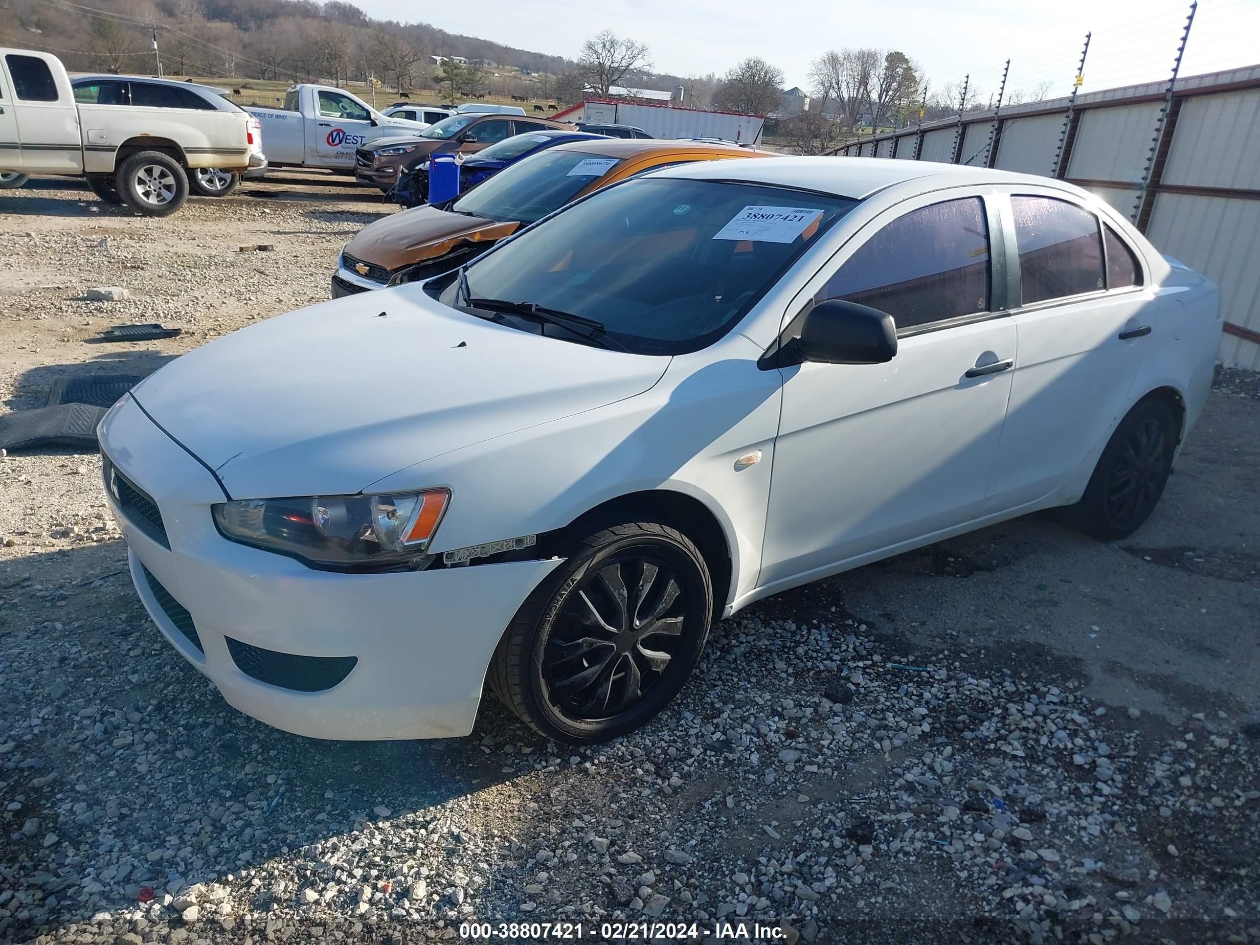 Photo 1 VIN: JA3AU16U09U003588 - MITSUBISHI LANCER 