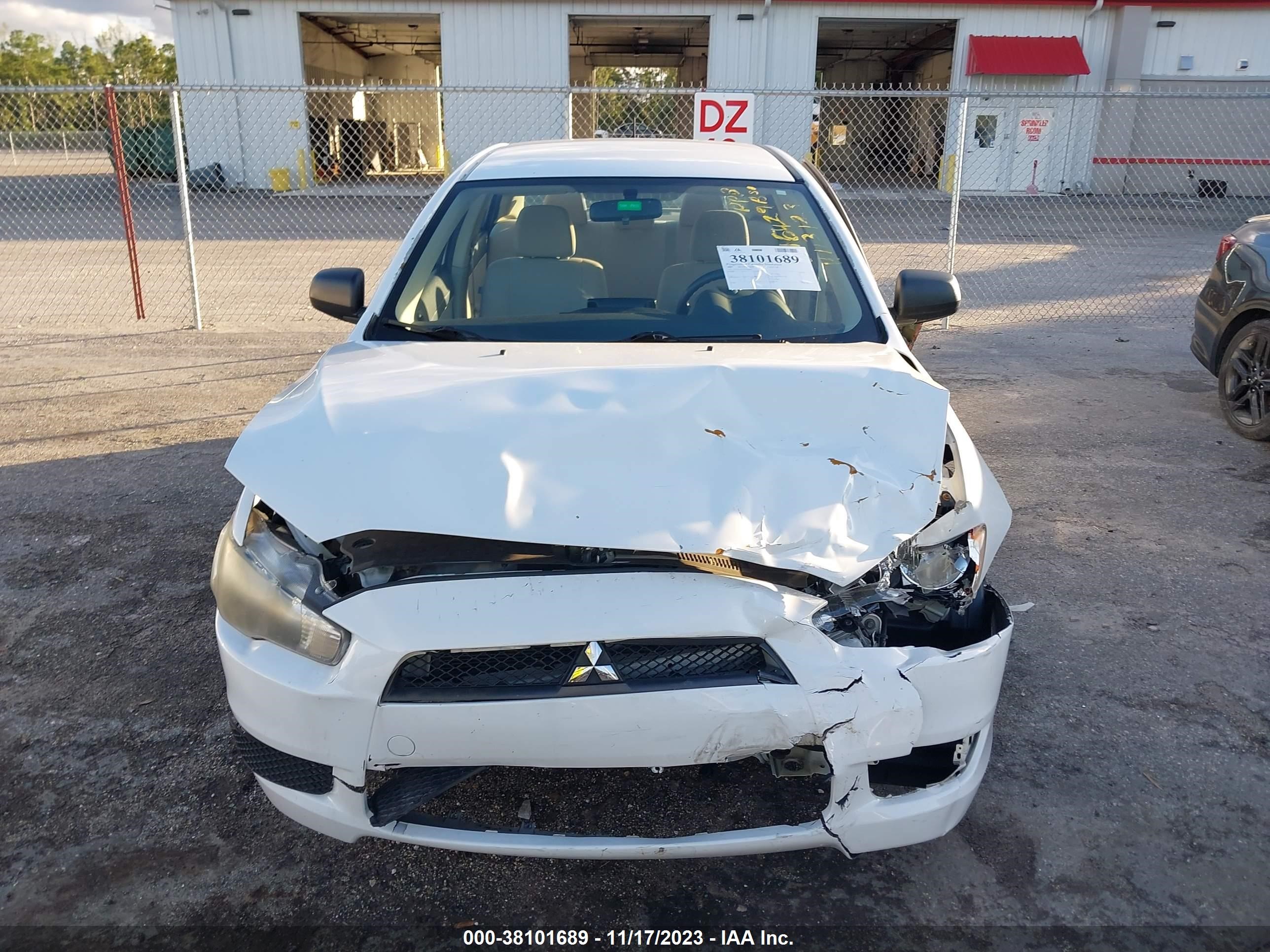 Photo 11 VIN: JA3AU16U19U016429 - MITSUBISHI LANCER 