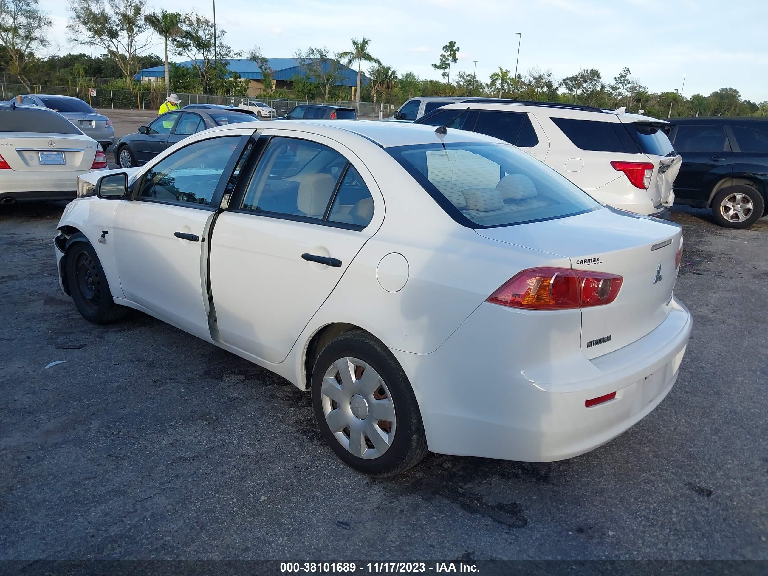 Photo 2 VIN: JA3AU16U19U016429 - MITSUBISHI LANCER 