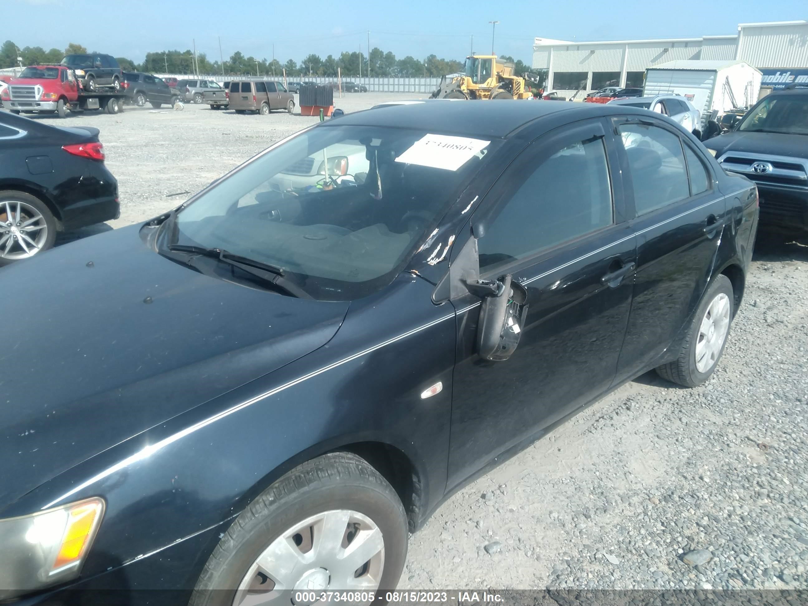 Photo 5 VIN: JA3AU16U49U000323 - MITSUBISHI LANCER 