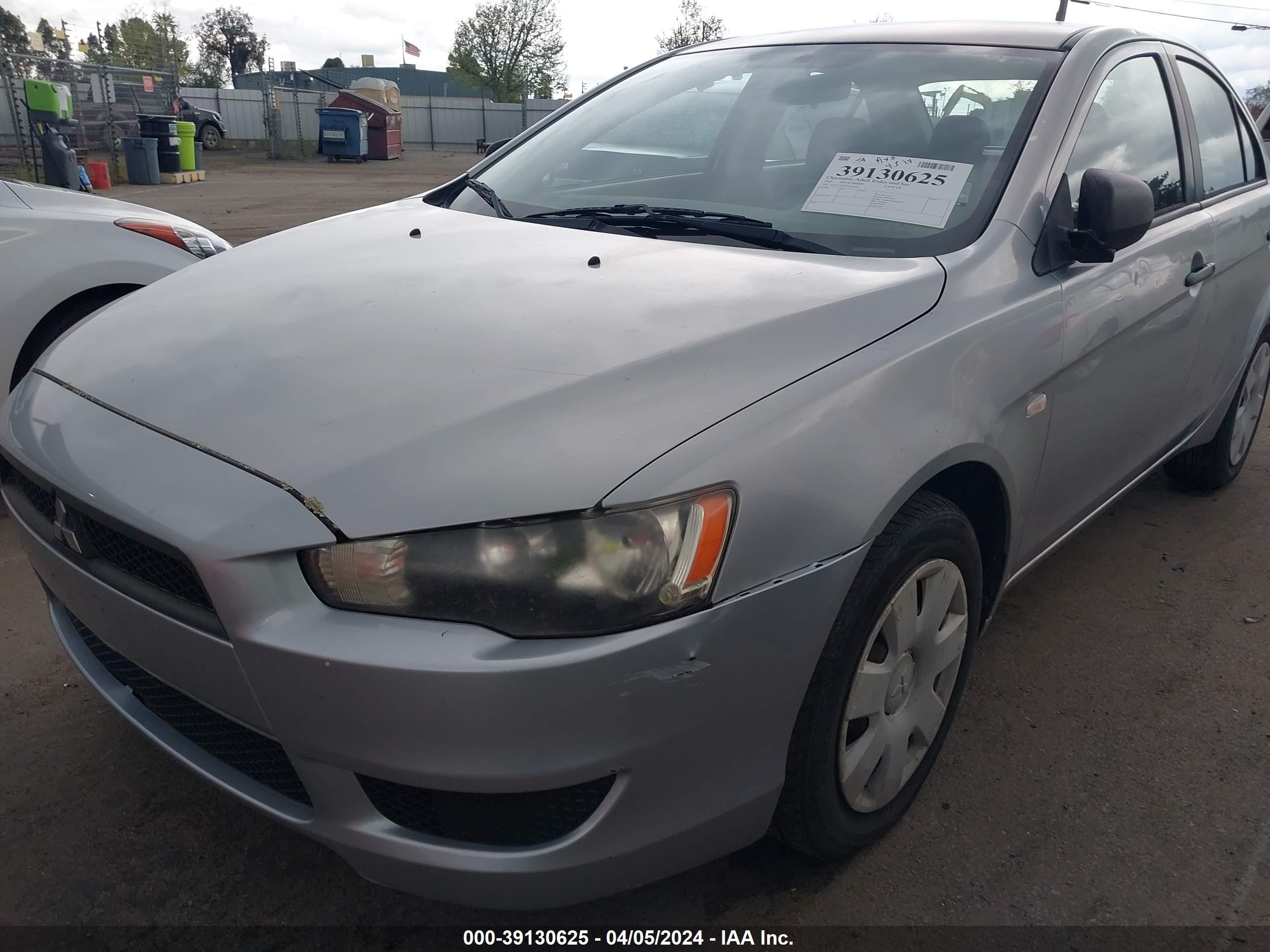 Photo 12 VIN: JA3AU16UX9U042401 - MITSUBISHI LANCER 