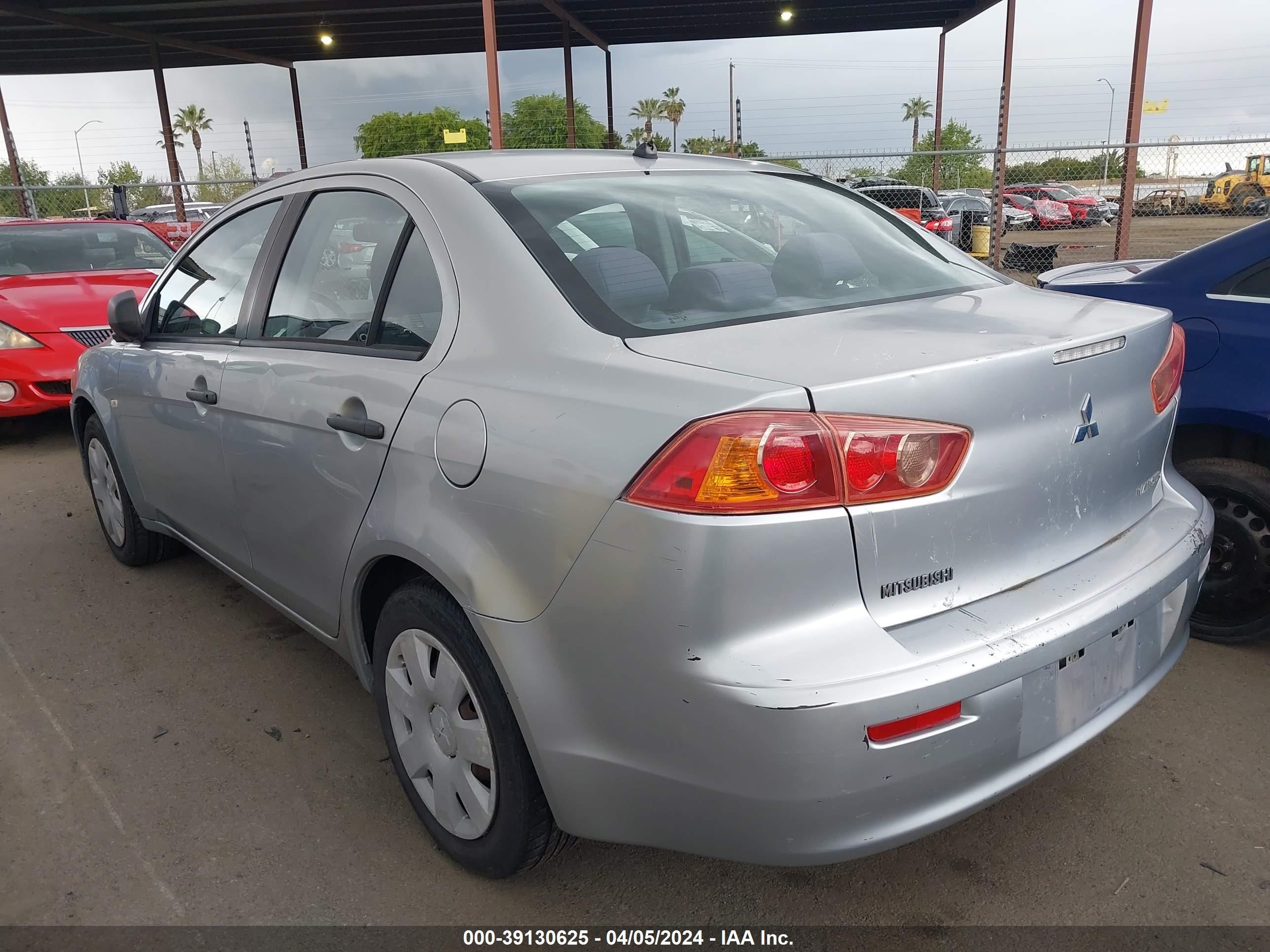 Photo 2 VIN: JA3AU16UX9U042401 - MITSUBISHI LANCER 