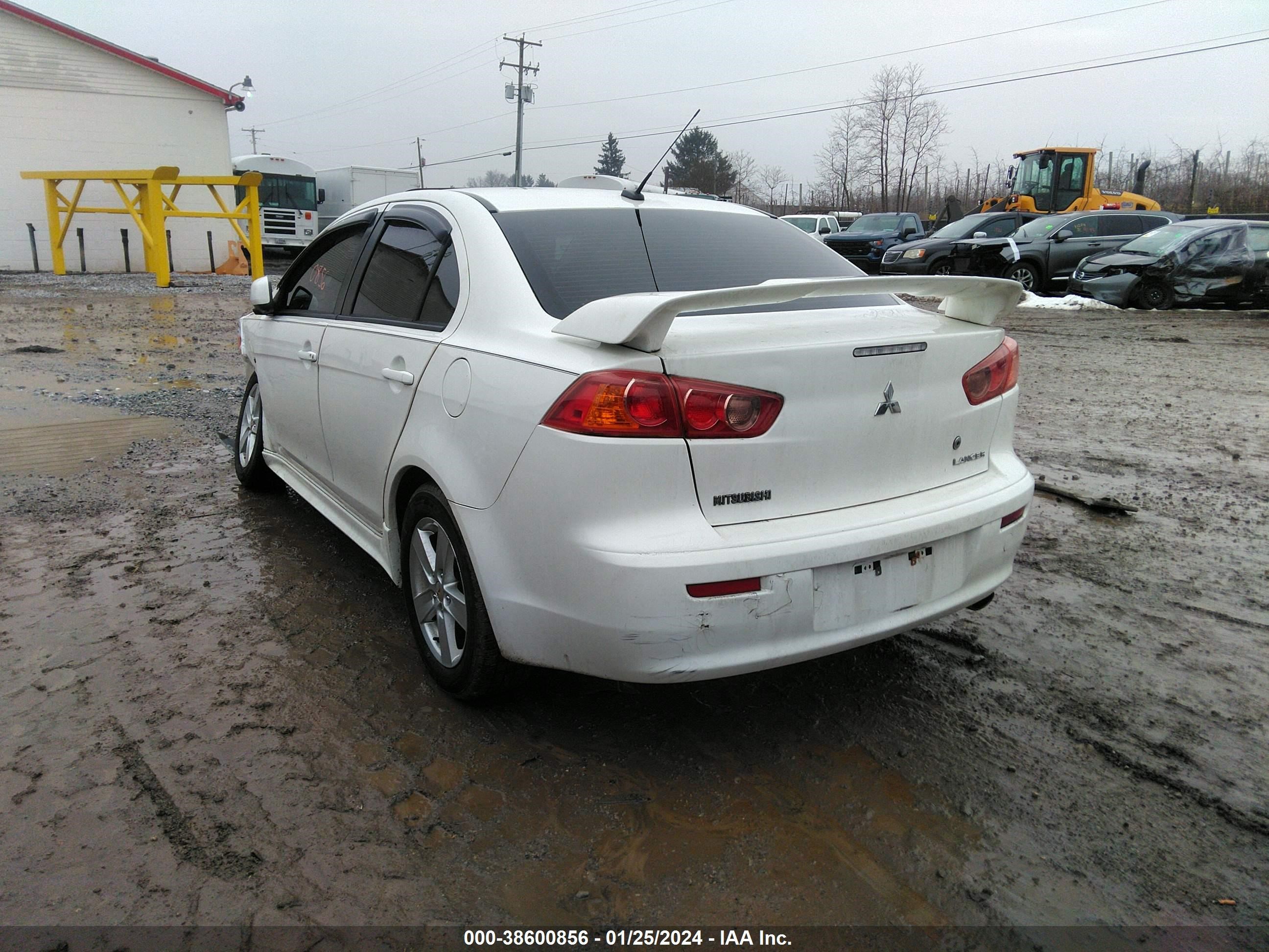 Photo 2 VIN: JA3AU26U29U039627 - MITSUBISHI LANCER 