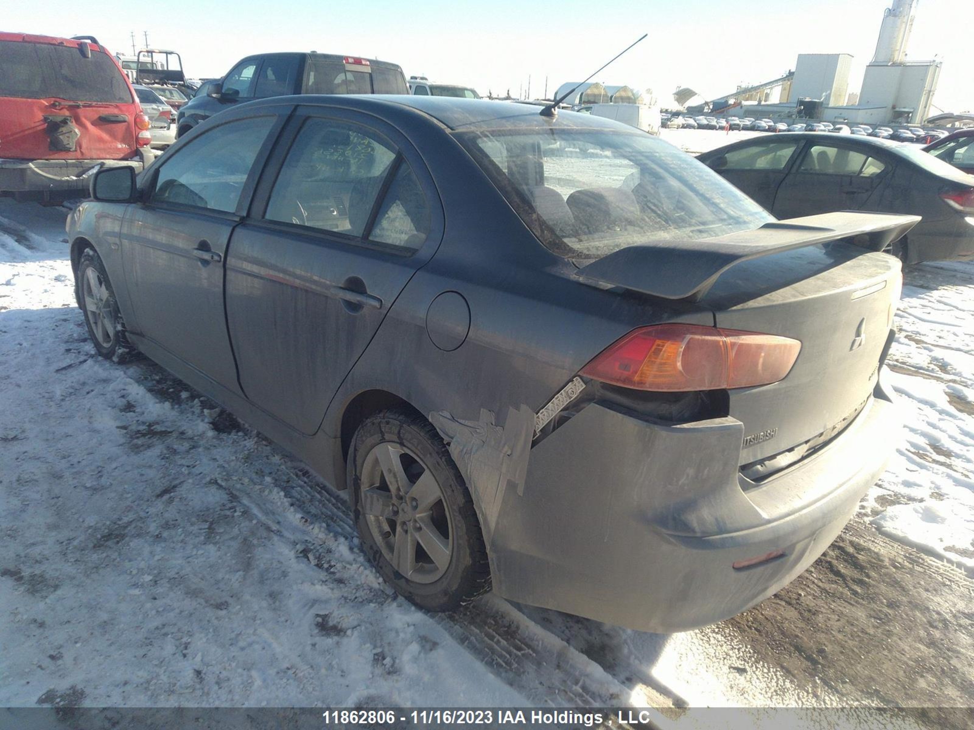 Photo 2 VIN: JA3AU26U49U608137 - MITSUBISHI LANCER 