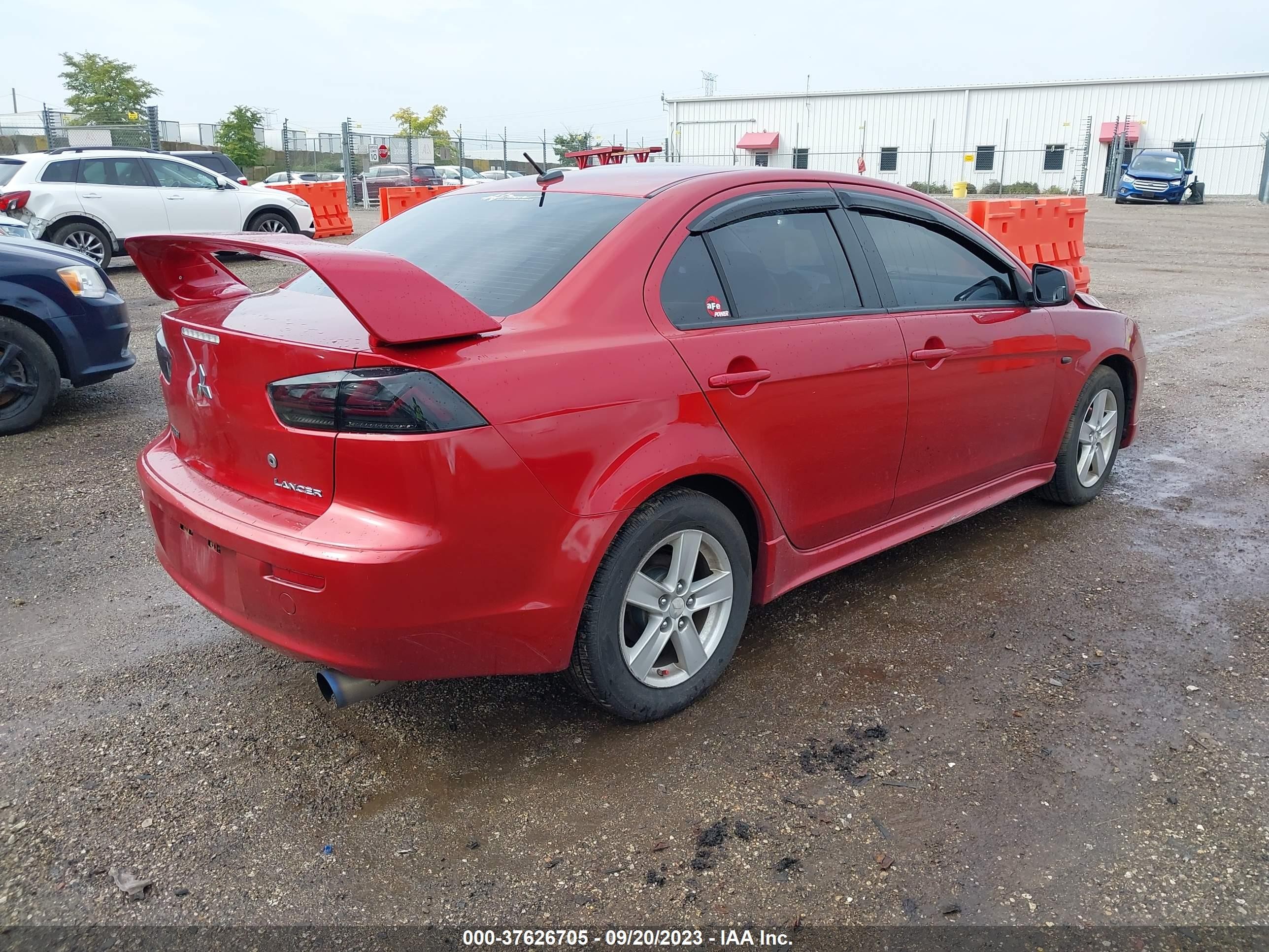 Photo 3 VIN: JA3AU26U69U001267 - MITSUBISHI LANCER 