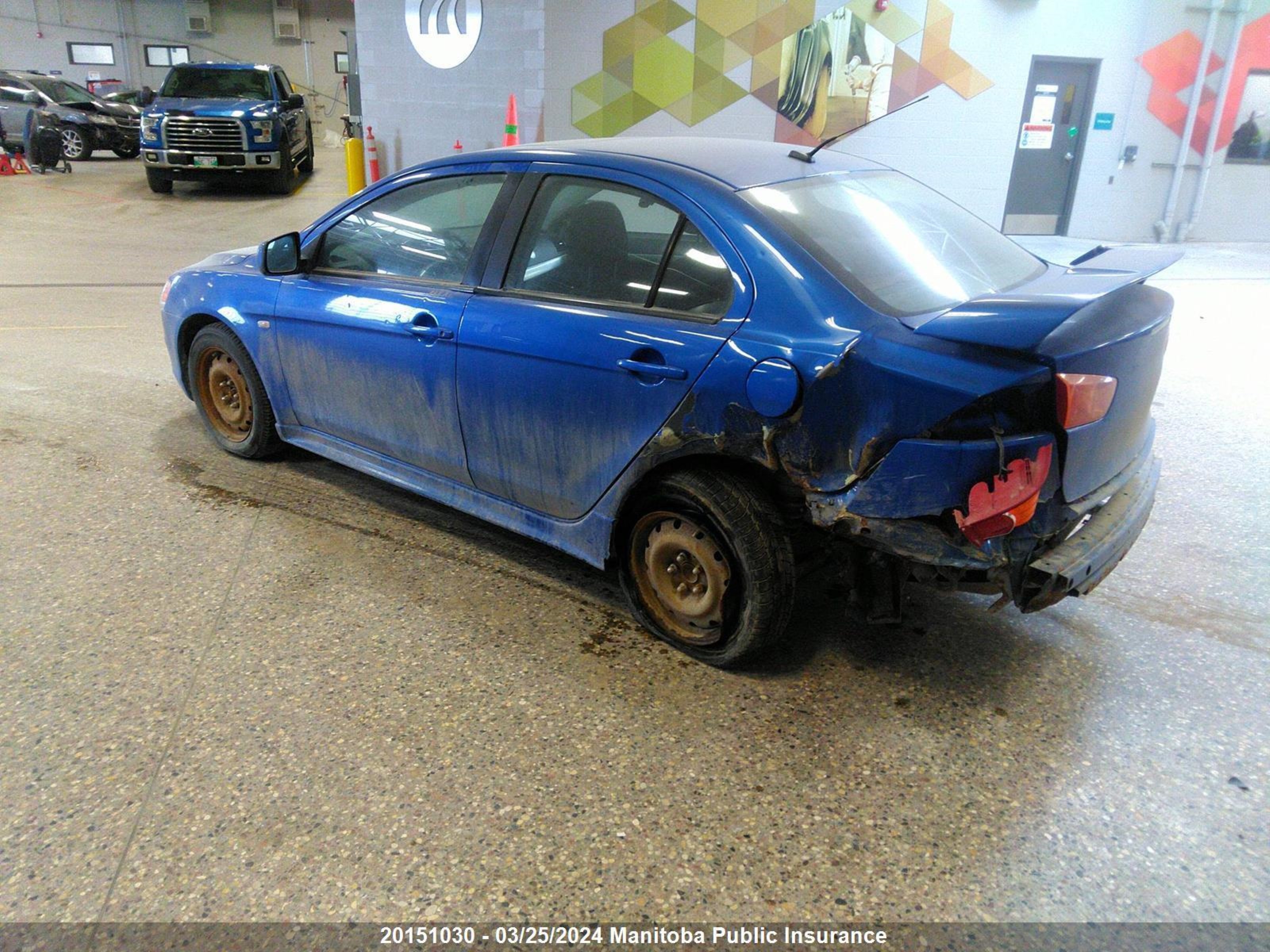 Photo 2 VIN: JA3AU26U69U601321 - MITSUBISHI LANCER 