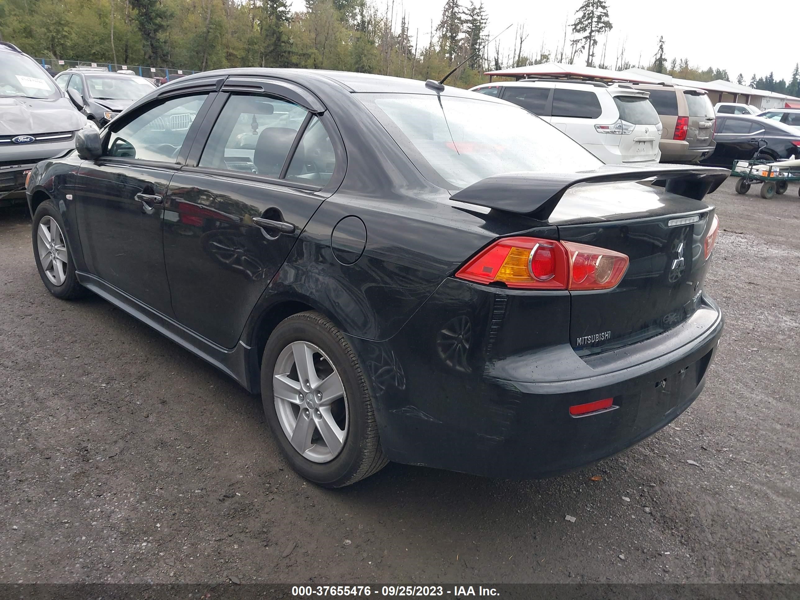 Photo 2 VIN: JA3AU26U89U003036 - MITSUBISHI LANCER 