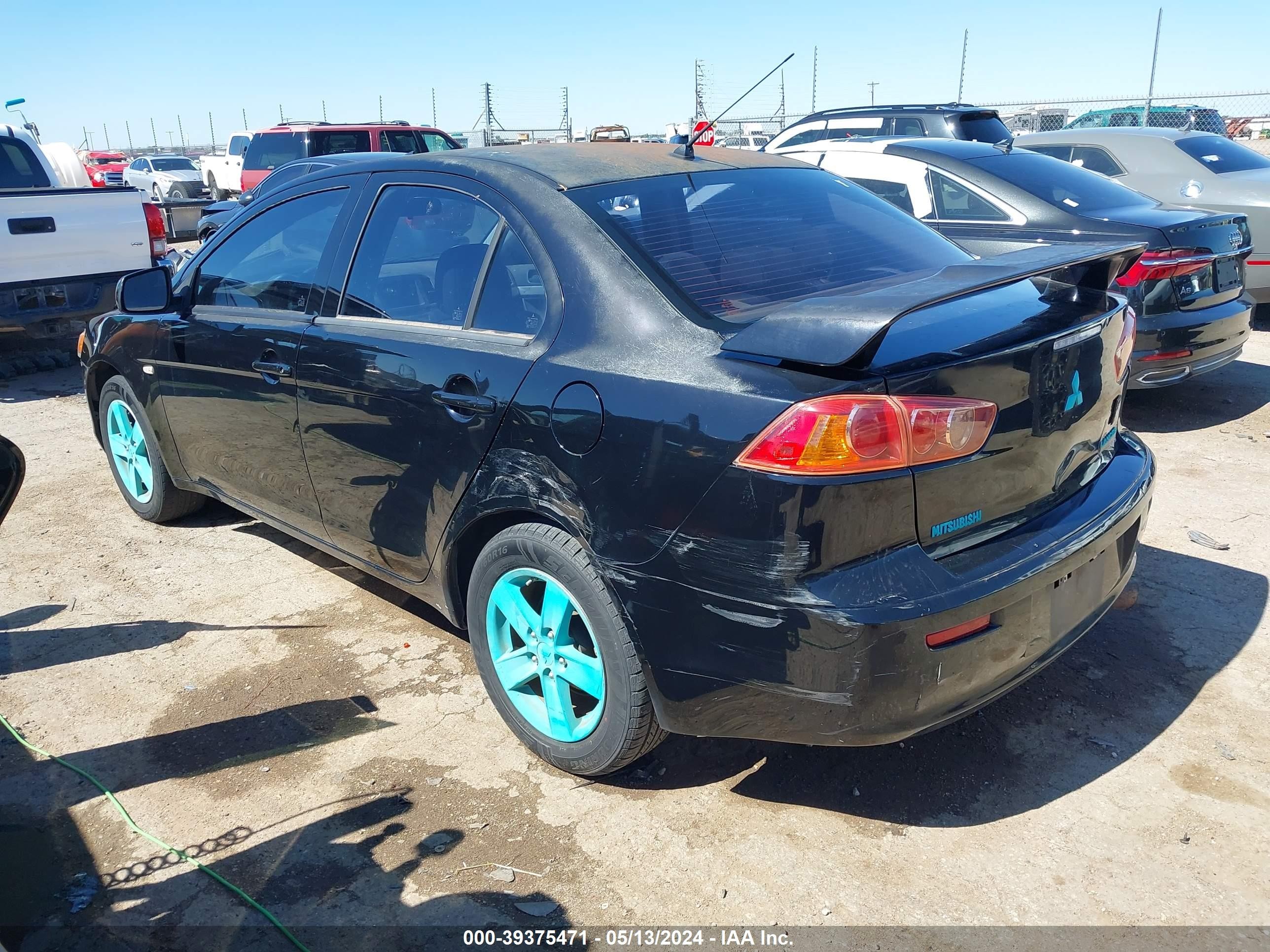 Photo 2 VIN: JA3AU26U89U008463 - MITSUBISHI LANCER 