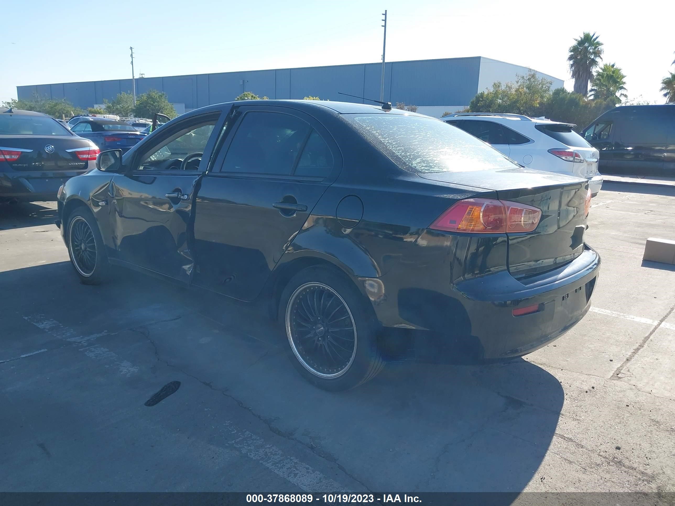 Photo 2 VIN: JA3AU26U89U023786 - MITSUBISHI LANCER 