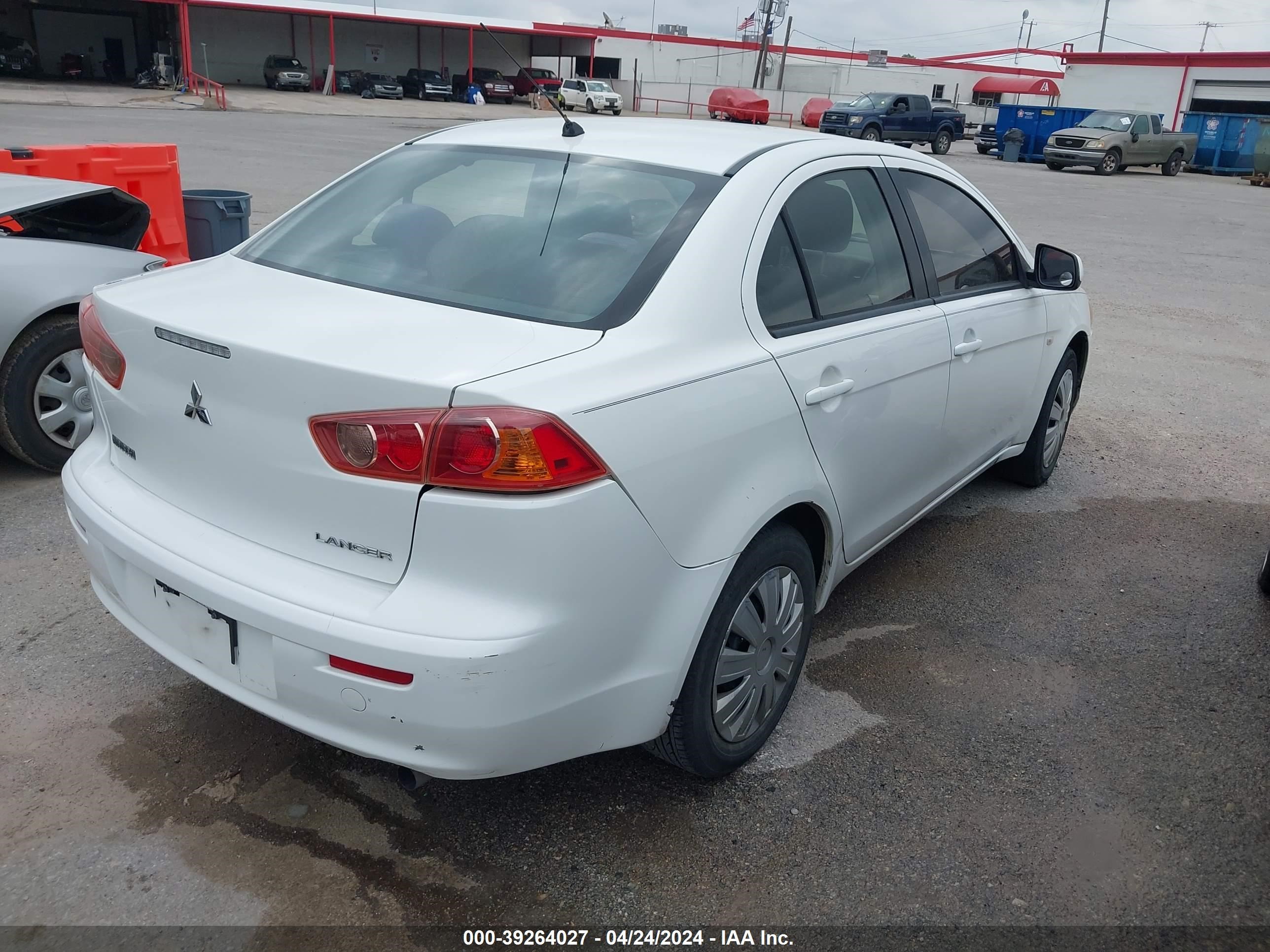 Photo 3 VIN: JA3AU26U89U039762 - MITSUBISHI LANCER 