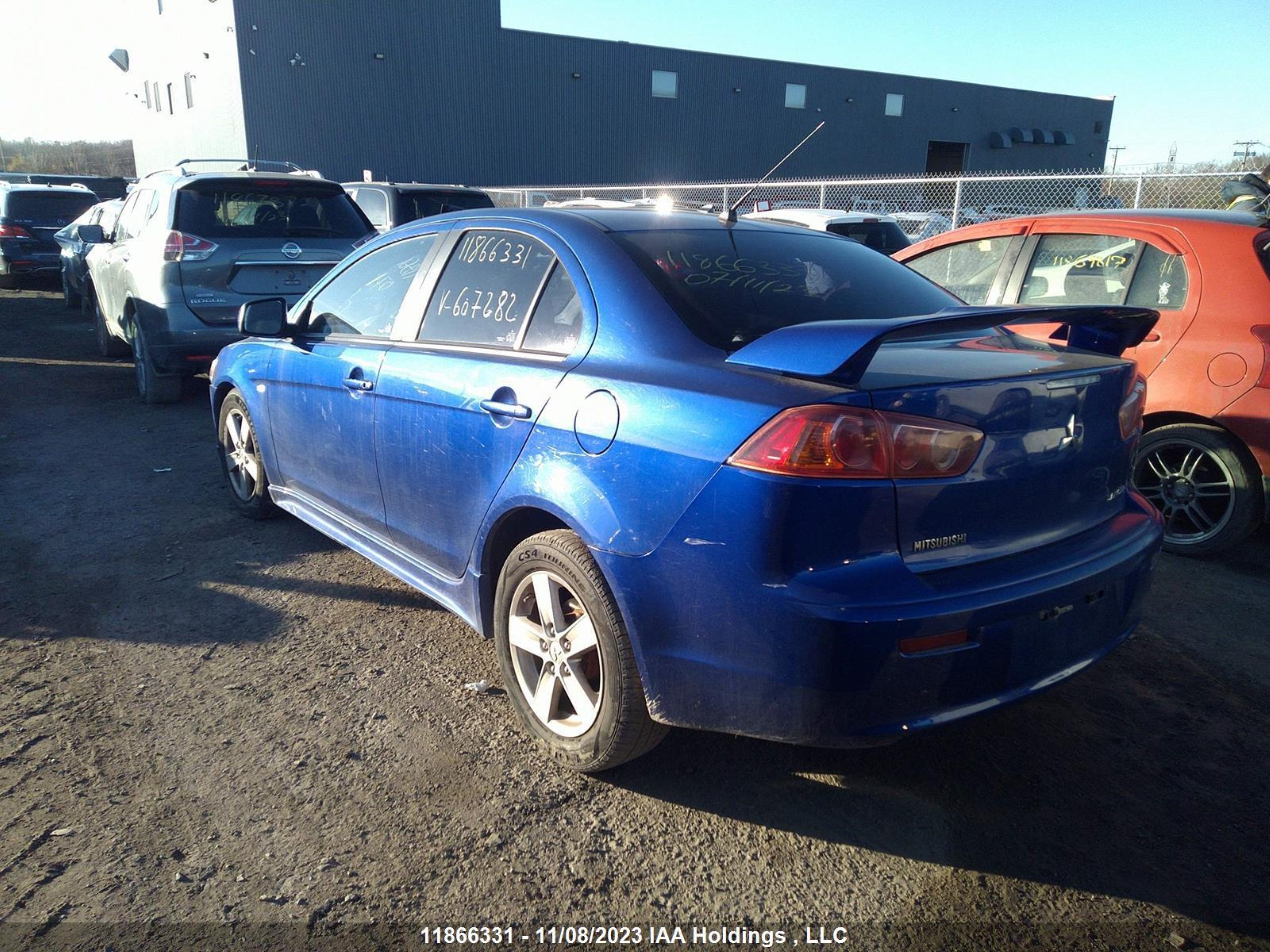 Photo 2 VIN: JA3AU26UX8U607282 - MITSUBISHI LANCER 