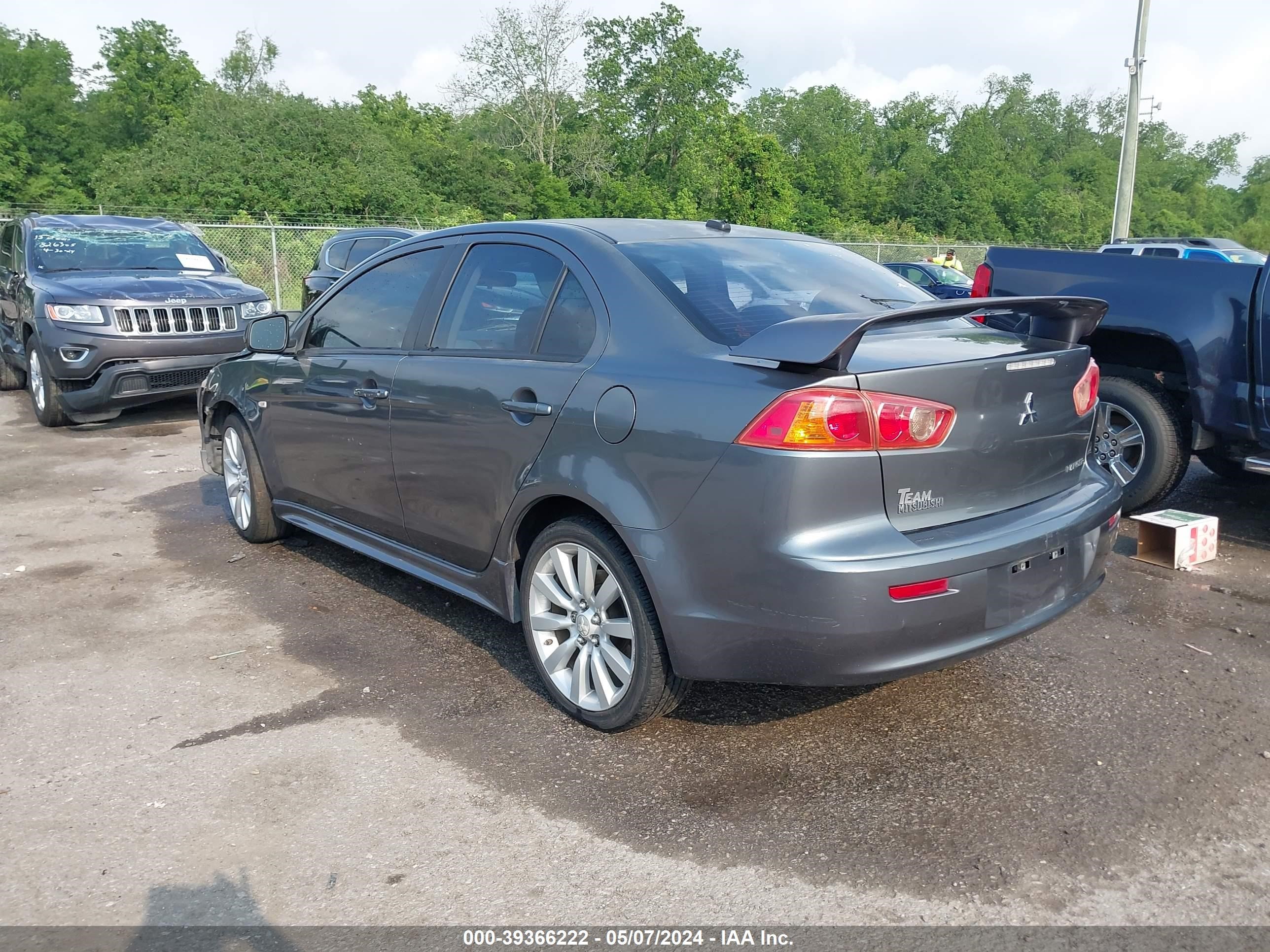 Photo 2 VIN: JA3AU86U18U023887 - MITSUBISHI LANCER 