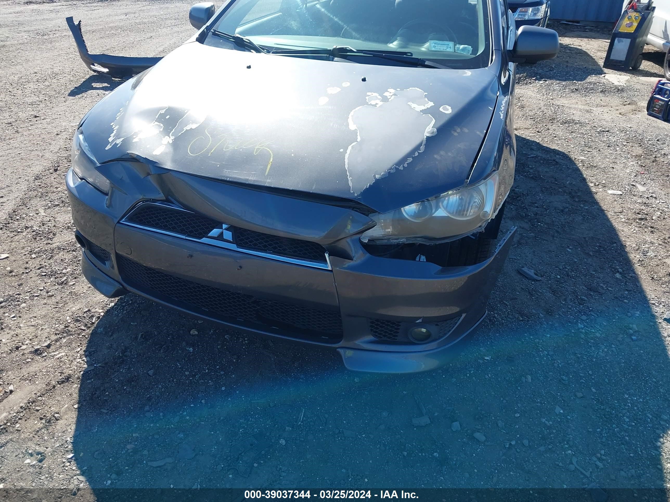 Photo 5 VIN: JA3AU86U38U023518 - MITSUBISHI LANCER 