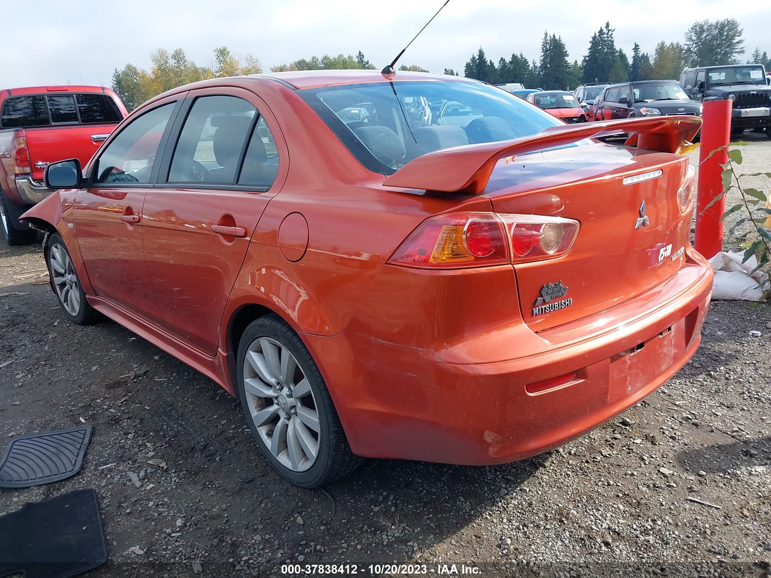 Photo 2 VIN: JA3AU86W79U025758 - MITSUBISHI LANCER 