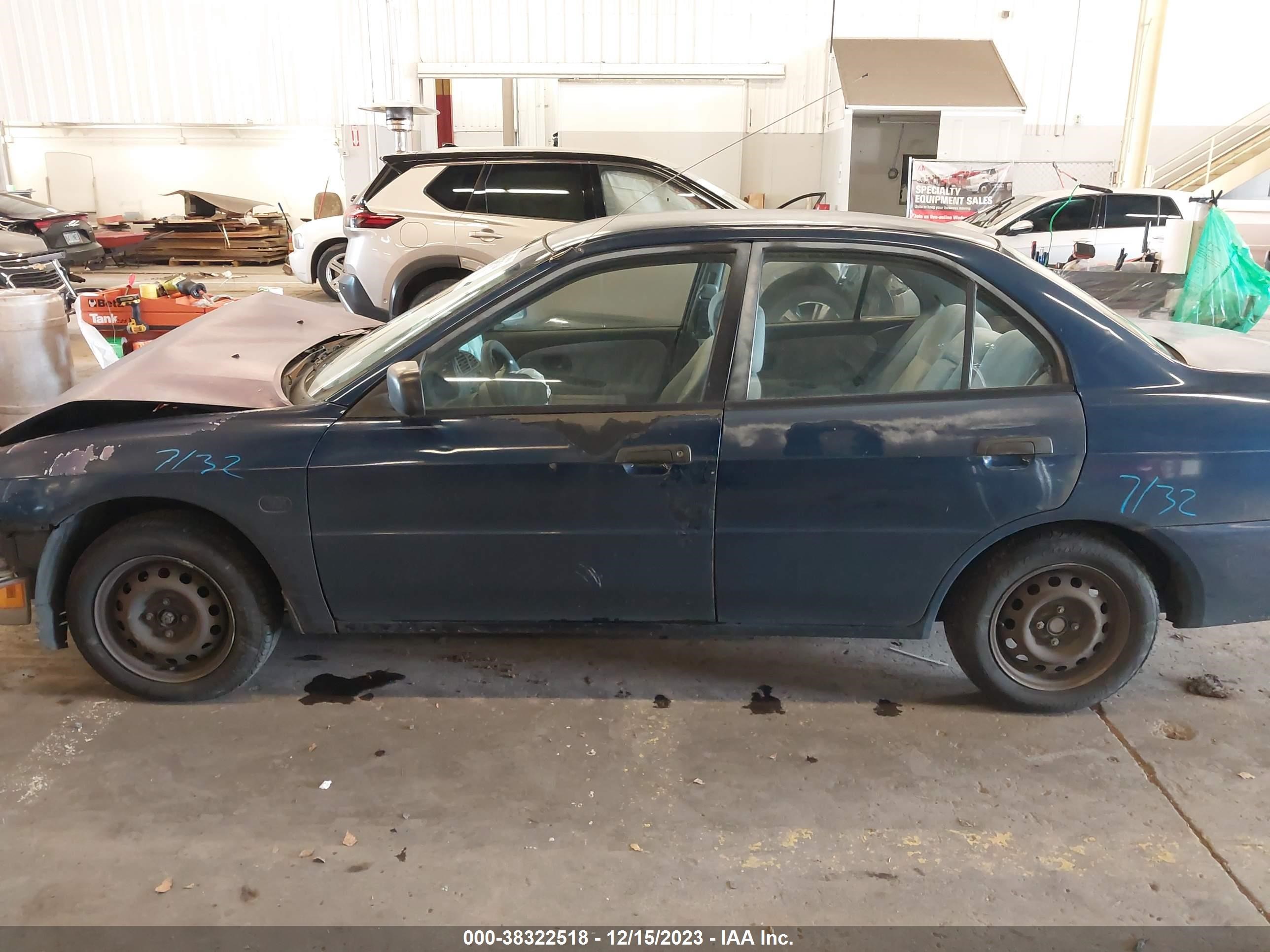 Photo 14 VIN: JA3AY26CX1U011638 - MITSUBISHI MIRAGE 