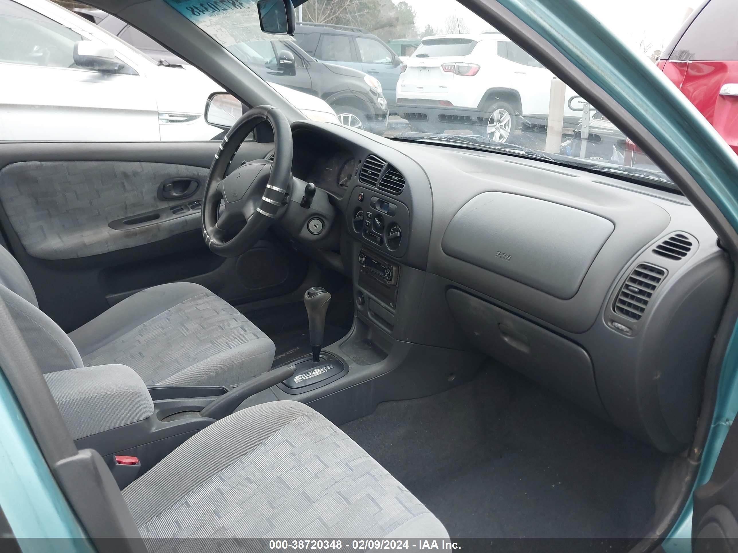 Photo 4 VIN: JA3AY36C6VU010322 - MITSUBISHI MIRAGE 