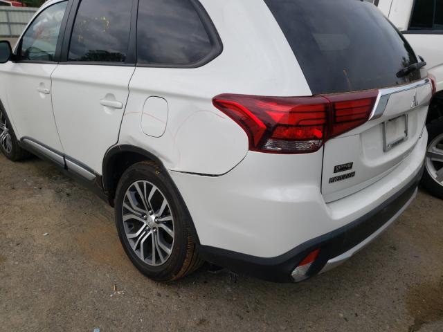 Photo 8 VIN: JA4AD2A30HZ067857 - MITSUBISHI OUTLANDER 