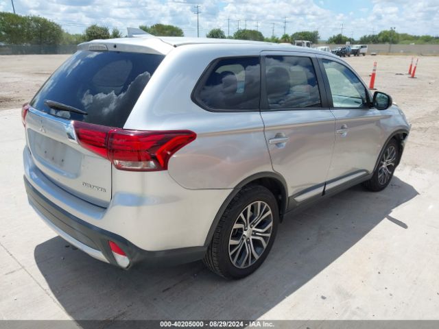 Photo 3 VIN: JA4AD2A30JZ053219 - MITSUBISHI OUTLANDER 