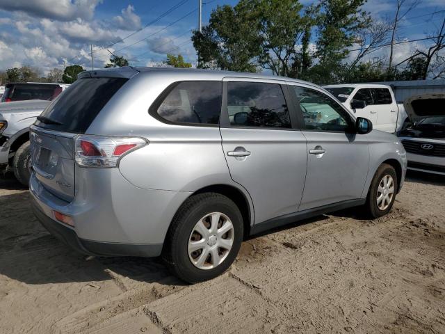 Photo 2 VIN: JA4AD2A31EZ017237 - MITSUBISHI OUTLANDER 