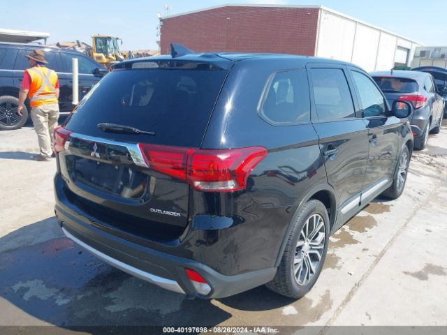 Photo 3 VIN: JA4AD2A31HZ017744 - MITSUBISHI OUTLANDER 