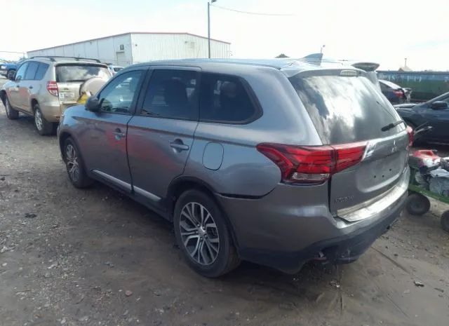 Photo 2 VIN: JA4AD2A31HZ057631 - MITSUBISHI OUTLANDER 