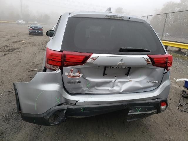 Photo 8 VIN: JA4AD2A31HZ061341 - MITSUBISHI OUTLANDER 