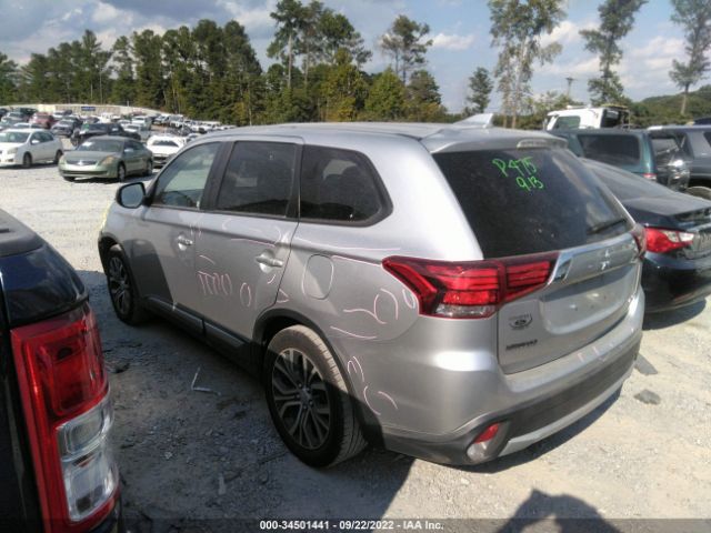 Photo 2 VIN: JA4AD2A31JZ038504 - MITSUBISHI OUTLANDER 