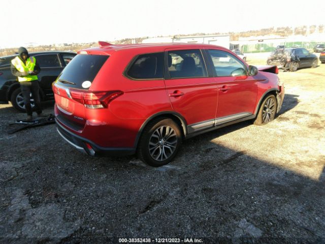 Photo 3 VIN: JA4AD2A31JZ068781 - MITSUBISHI OUTLANDER 