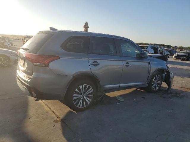 Photo 2 VIN: JA4AD2A31KZ016763 - MITSUBISHI OUTLANDER 