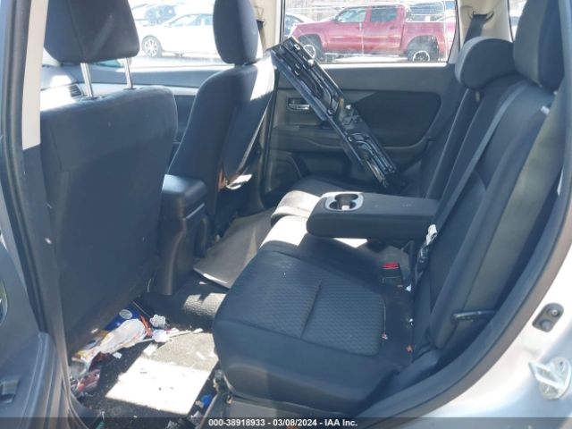 Photo 7 VIN: JA4AD2A32EZ003458 - CHEVROLET EQUINOX 