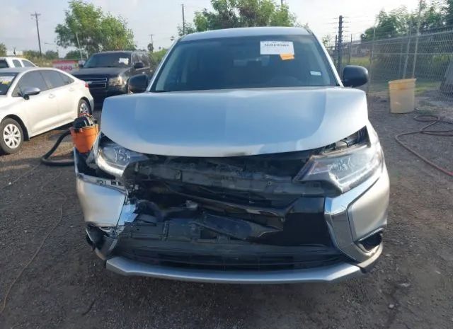 Photo 5 VIN: JA4AD2A32JZ002269 - MITSUBISHI OUTLANDER 