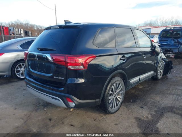 Photo 3 VIN: JA4AD2A32KZ010731 - MITSUBISHI OUTLANDER 