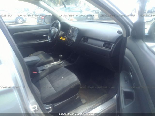 Photo 4 VIN: JA4AD2A33FZ001591 - MITSUBISHI OUTLANDER 