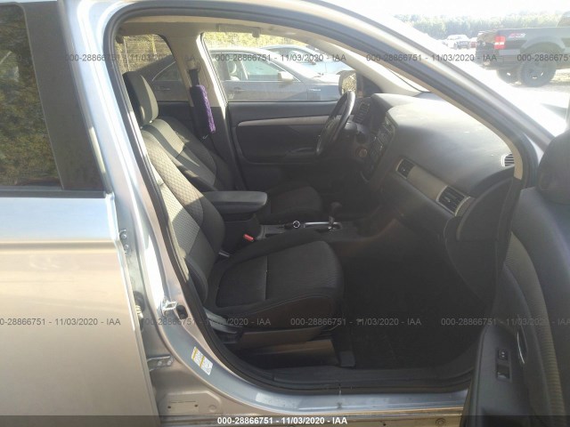 Photo 4 VIN: JA4AD2A33FZ012123 - MITSUBISHI OUTLANDER 