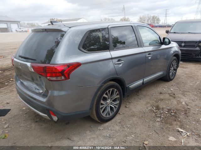 Photo 3 VIN: JA4AD2A33HZ017857 - MITSUBISHI OUTLANDER 