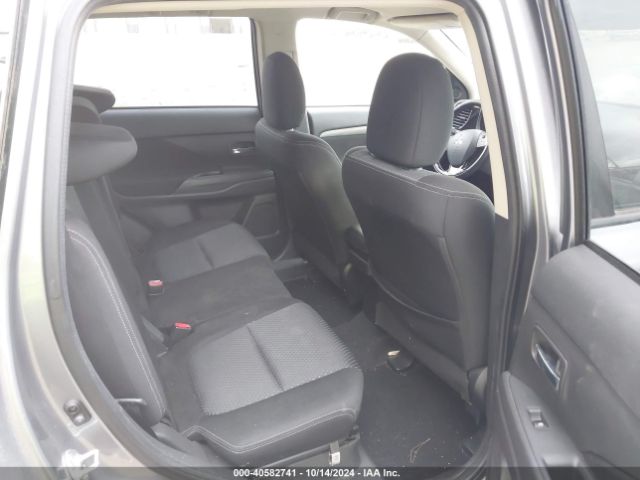 Photo 7 VIN: JA4AD2A33HZ017857 - MITSUBISHI OUTLANDER 