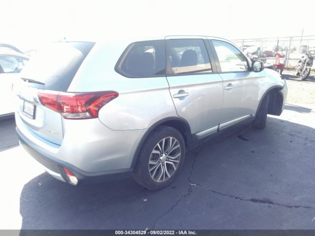 Photo 3 VIN: JA4AD2A33HZ055282 - MITSUBISHI OUTLANDER 