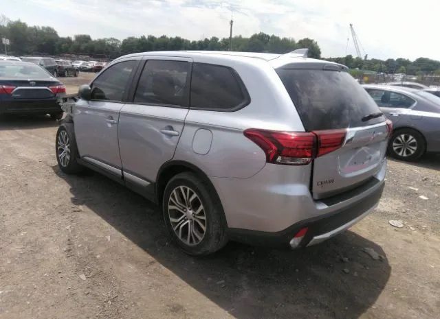 Photo 2 VIN: JA4AD2A33HZ067383 - MITSUBISHI OUTLANDER 